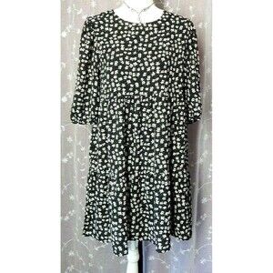 LNV BLACK &  WHITE FLORAL SMOCK DRESS ELBOW PUFF SLEEVES FLOUNCE HEM large